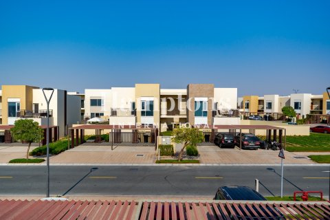 Квартира с 2 спальнями в Dubai South (Dubai World Central), ОАЭ №145973 4