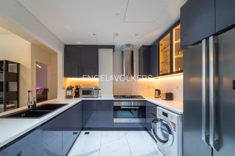 2 bedrooms Apartment in Business Bay, UAE No. 210478 8