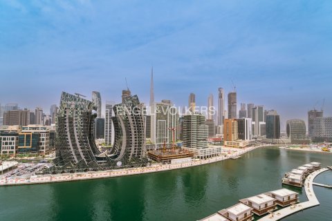 2 bedrooms Apartment in Business Bay, UAE No. 210478 10