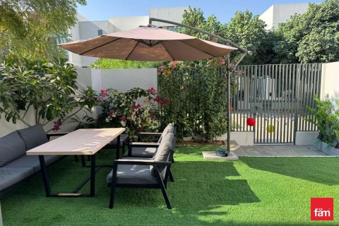 Townhouse de 3 dormitorios en Dubai, UAE No. 147527 12