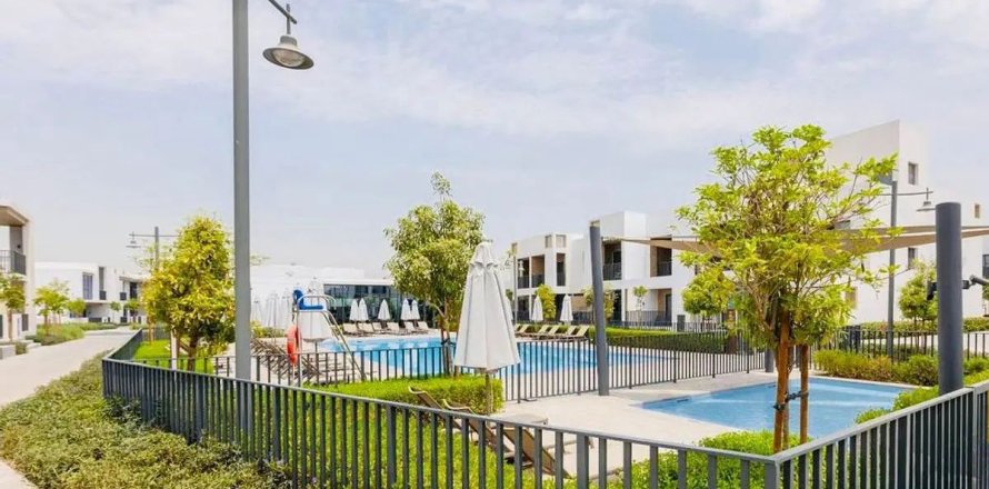 Townhouse de 3 dormitorios en Dubai, UAE No. 147529