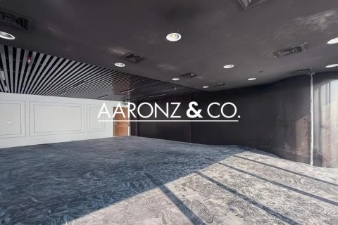 82m² Office in Business Bay, UAE No. 145083