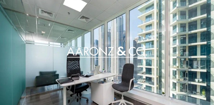 130m² Office in Business Bay, UAE No. 145085