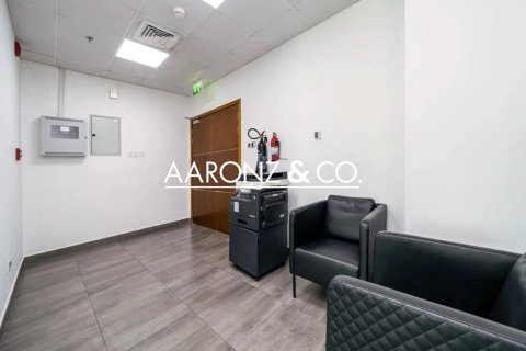 130m² Office in Business Bay, UAE No. 145085 8