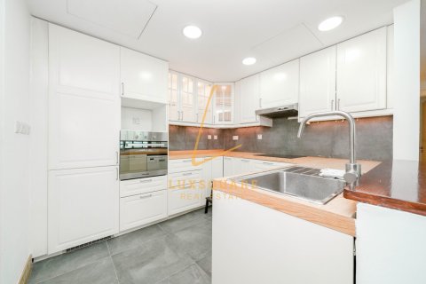 2 غرف نوم شقة في Golf Towers, الإمارات العربية المتحدة رقم 133130 4