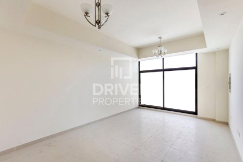 Villa de 4 chambres à District 11, UAE No. 191343 4