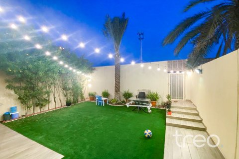 Townhouse de 3 dormitorios en The Springs, UAE No. 203929 17
