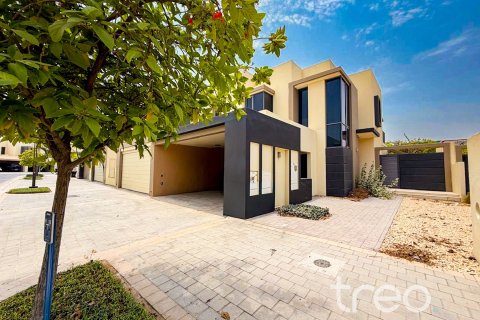 Villa de 4 dormitorios en Dubai Hills Estate, UAE No. 203930 4