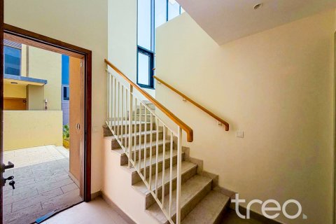 Villa de 4 dormitorios en Dubai Hills Estate, UAE No. 203930 6