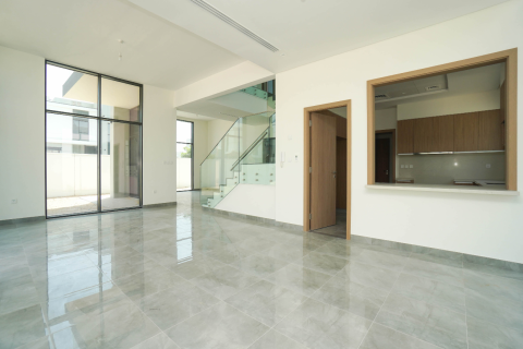 Villa de 5 dormitorios No. 124988 3