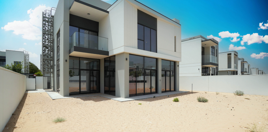 Villa de 5 dormitorios No. 124988