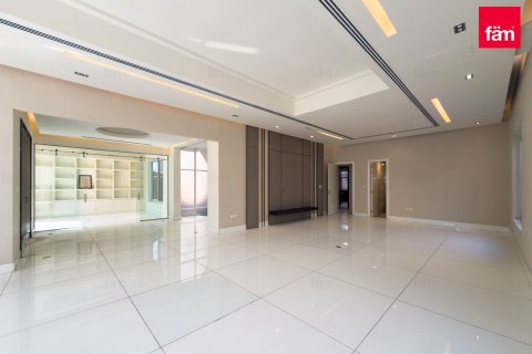 Villa de 8 chambres à Umm Suqeim, UAE No. 141221 3
