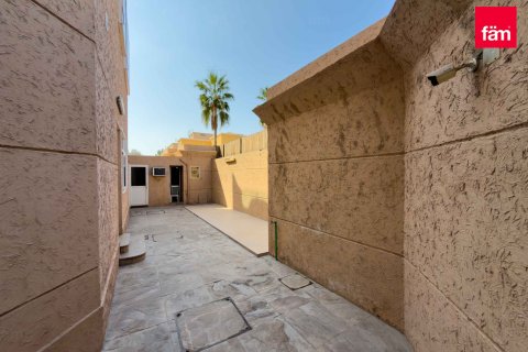 Villa de 8 chambres à Umm Suqeim, UAE No. 141221 31