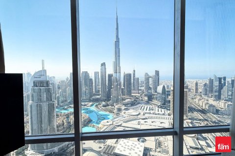 Квартира с 3 спальнями в Даунтаун Дубай (Даунтаун Бурдж Дубай), ОАЭ №141226 29
