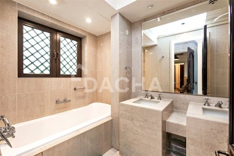 2 bedrooms Apartment in Downtown Dubai (Downtown Burj Dubai), UAE No. 198492 12
