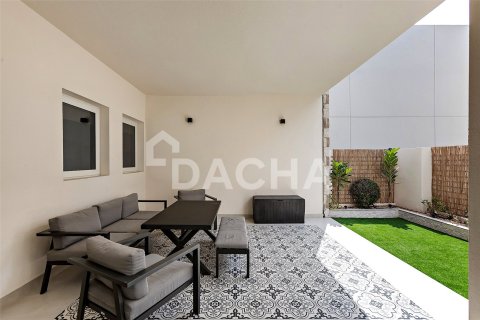 4 bedrooms Townhouse in Dubai Land, UAE No. 198494 6