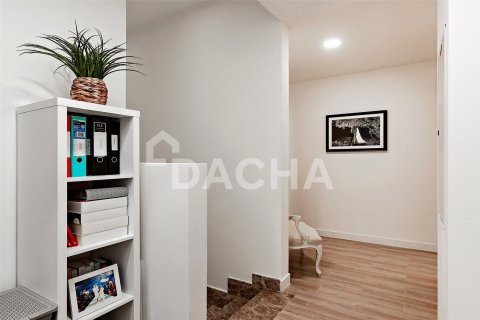 4 bedrooms Townhouse in Dubai Land, UAE No. 198494 9
