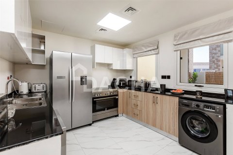 4 bedrooms Townhouse in Dubai Land, UAE No. 198494 26
