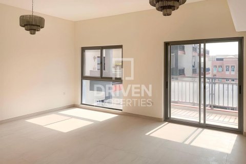 Apartment de 2 dormitorios en Al Furjan, UAE No. 190747 3