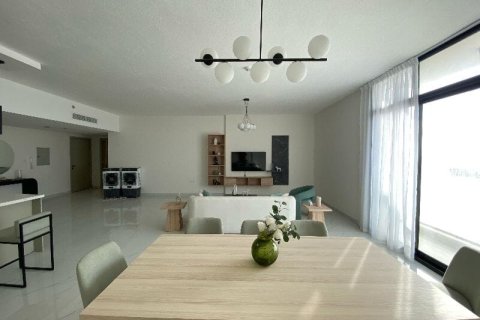Apartment de 2 dormitorios en Jebel Ali, UAE No. 144820 5