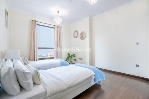 Квартира с 3 спальнями в Джумейра Бич Резиденс, ОАЭ №156356 13