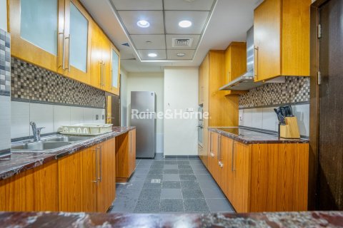 Квартира с 3 спальнями в Джумейра Бич Резиденс, ОАЭ №156356 25