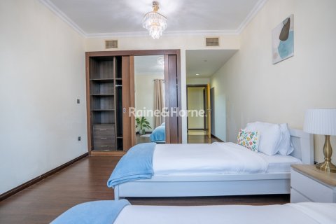 Квартира с 3 спальнями в Джумейра Бич Резиденс, ОАЭ №156356 11