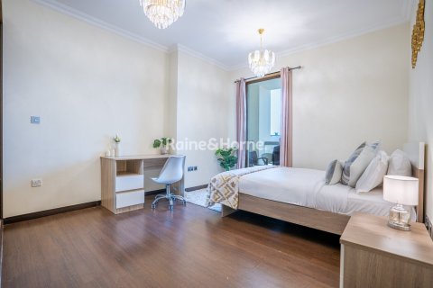 Квартира с 3 спальнями в Джумейра Бич Резиденс, ОАЭ №156356 10