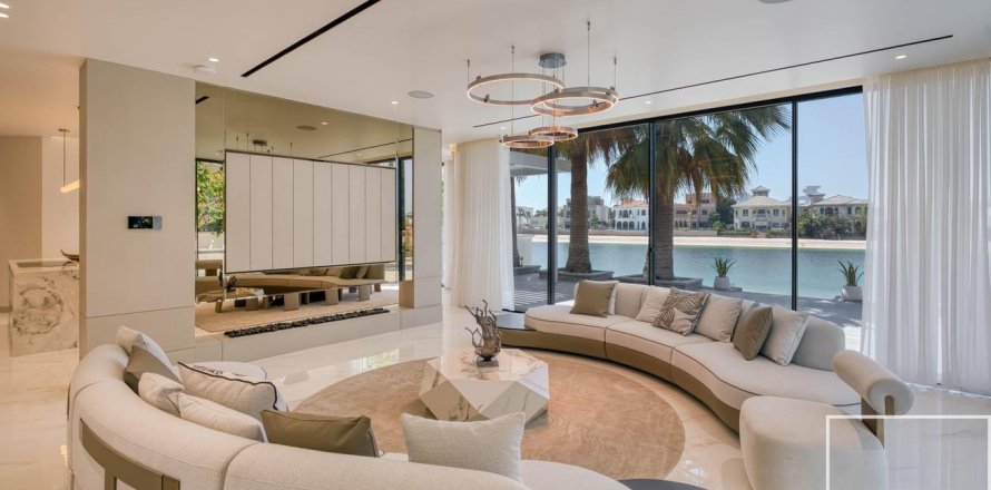 4 bedrooms Villa in Garden Homes, UAE No. 193873