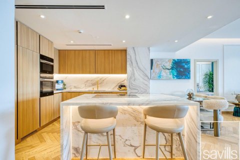 Apartment de 2 dormitorios en The Crescent, UAE No. 193874