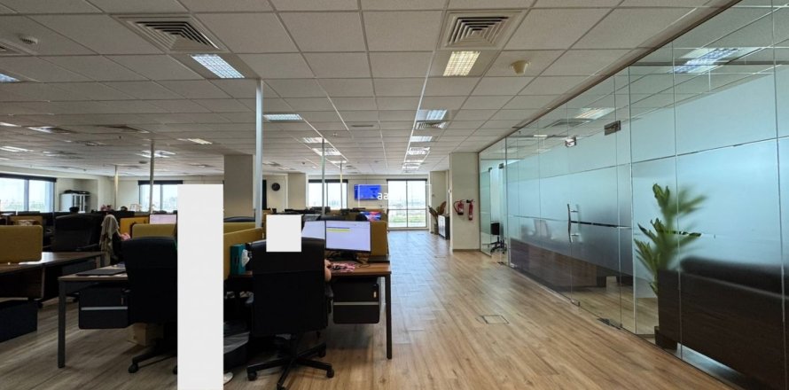 Office de 506.1m² en Dubai Investment Park, UAE No. 104326