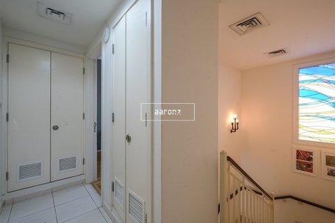 Villa de 3 chambres  No. 104328 6