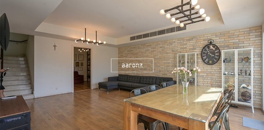 Villa de 3 chambres  No. 104328