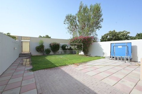 Villa de 3 chambres  No. 104328 11