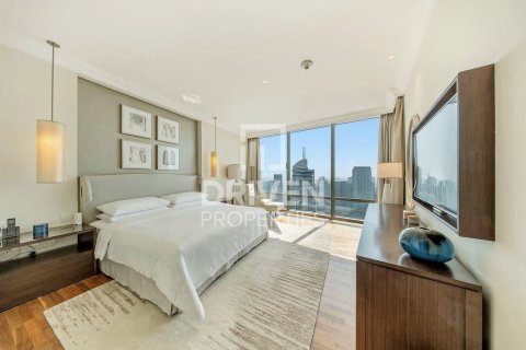 Квартира с 4 спальнями в The Address Residence Fountain Views, ОАЭ №192757 14