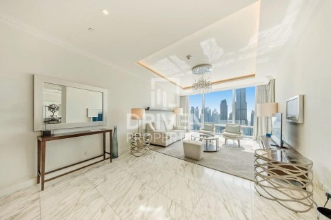 Квартира с 4 спальнями в The Address Residence Fountain Views, ОАЭ №192757 7
