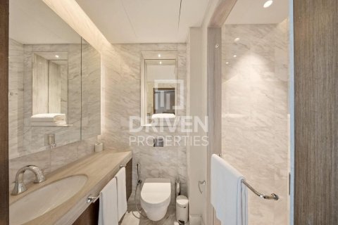 Квартира с 4 спальнями в The Address Residence Fountain Views, ОАЭ №192757 19