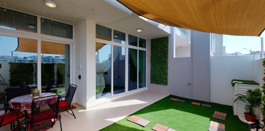 3 bedrooms Townhouse  No. 112096