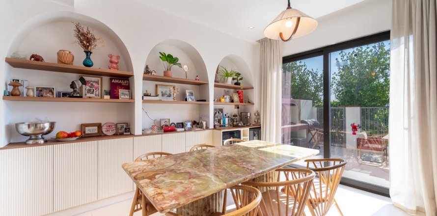 Townhouse de 3 chambres à Tilal Al Ghaf, UAE No. 147021