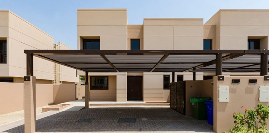 3 bedrooms Townhouse in Muwaileh Commercial, UAE No. 208673