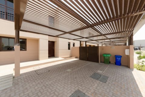 3 bedrooms Townhouse in Muwaileh Commercial, UAE No. 208673 3