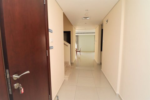 3 bedrooms Townhouse in Muwaileh Commercial, UAE No. 208673 6