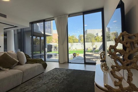 4 bedrooms Villa in Tilal City, UAE No. 208670 13