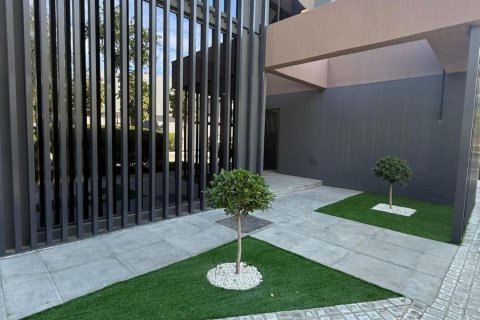 4 bedrooms Villa in Tilal City, UAE No. 208670 9