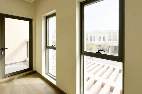 Таунхаус с 4 спальнями в Damac Lagoons, ОАЭ №208667 8