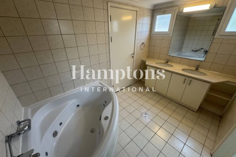 Villa de 4 dormitorios  No. 118554 16