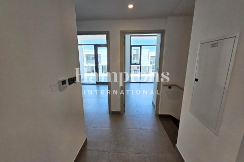 Таунхаус с 3 спальнями в Ruba, ОАЭ №118552 22