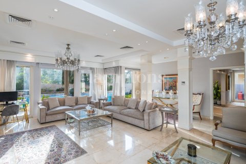 Villa de 3 dormitorios No. 118553 11