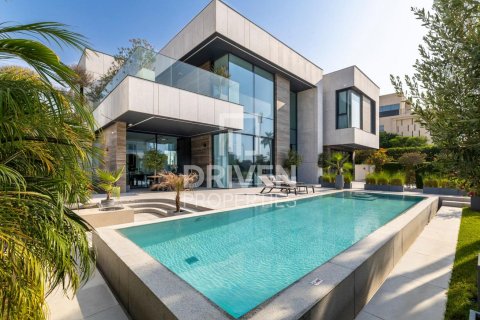 Villa de 5 dormitorios en Pearl Jumeirah, UAE No. 138117
