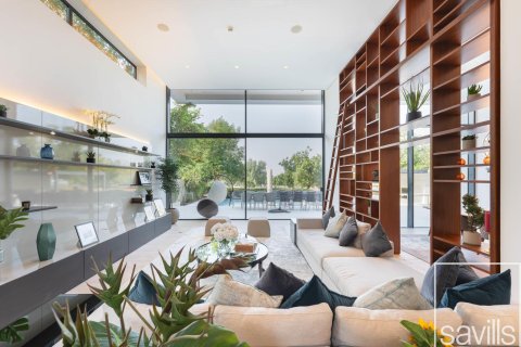 Вилла с 6 спальнями в Джумейра Гольф Эстейтс, ОАЭ №136407 3